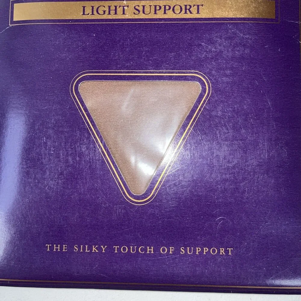 Hanes Pantyhose 1X Fitting Pretty Light Support Sandalfoot Barely There Queen